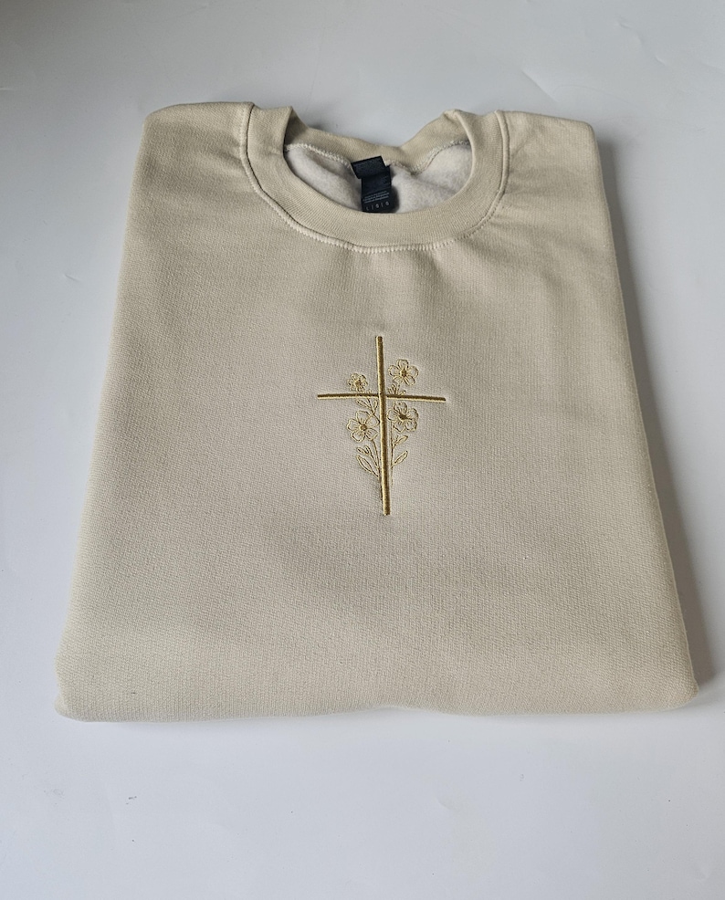 Cross embroidered unisex sweatshirt - Image 2
